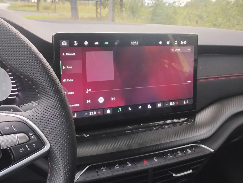 Skoda Octavia Vrs 2025 to wypożyczalnia wynajem MBM