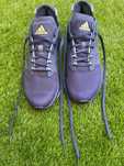 Adidas Avryn como novos