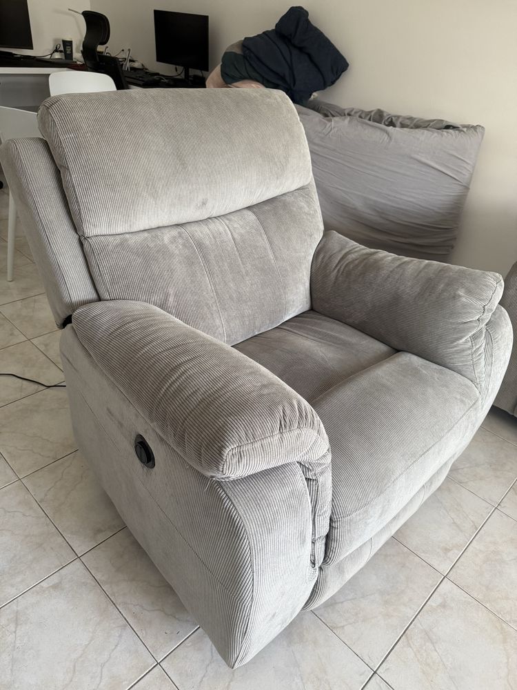 Poltrona Cadeirão relax eletrica com fatura e gatantia
