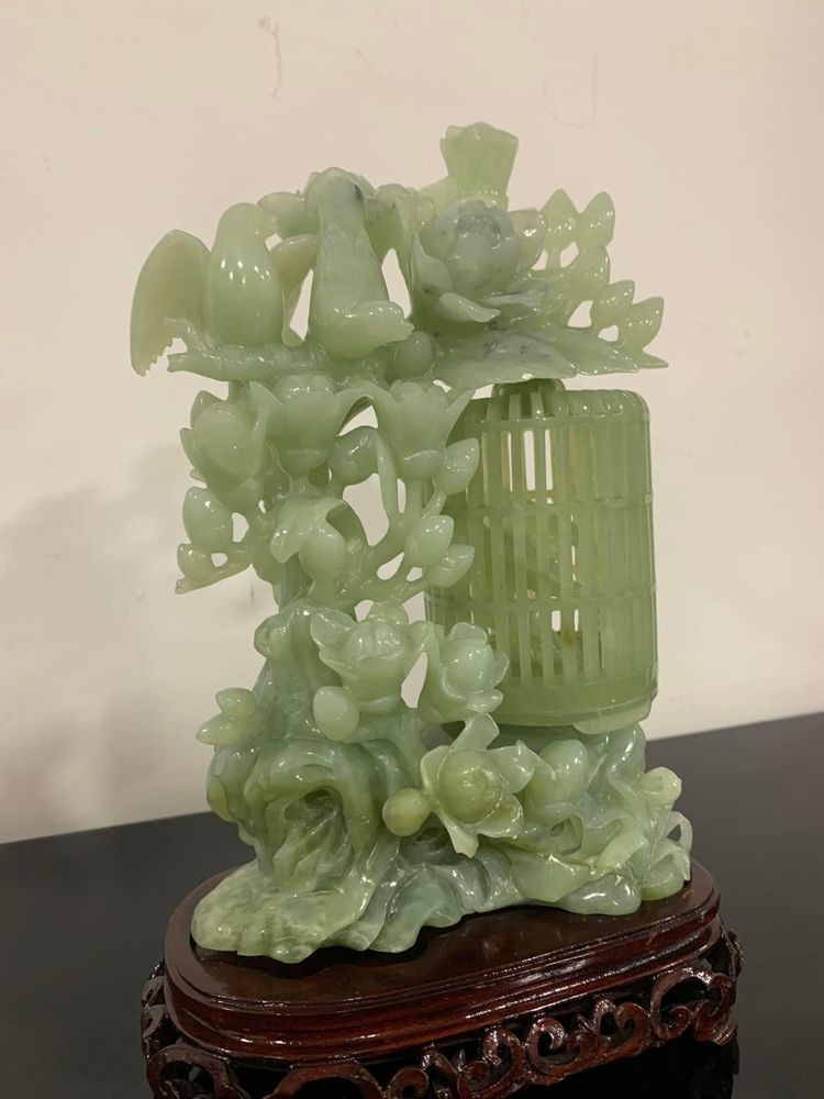 Conjunto escultotico em jade