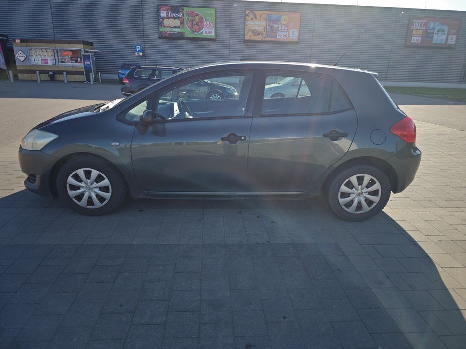 Sprzedam samochód Toyota Auris