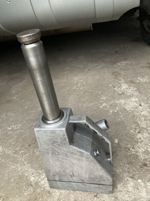 Lewarek podnośnik hydrauliczny 5 t