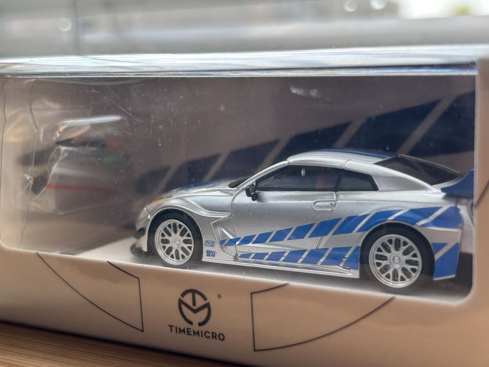 Time Micro Nissan R35 GT-R Szybcy i wściekli z figurka