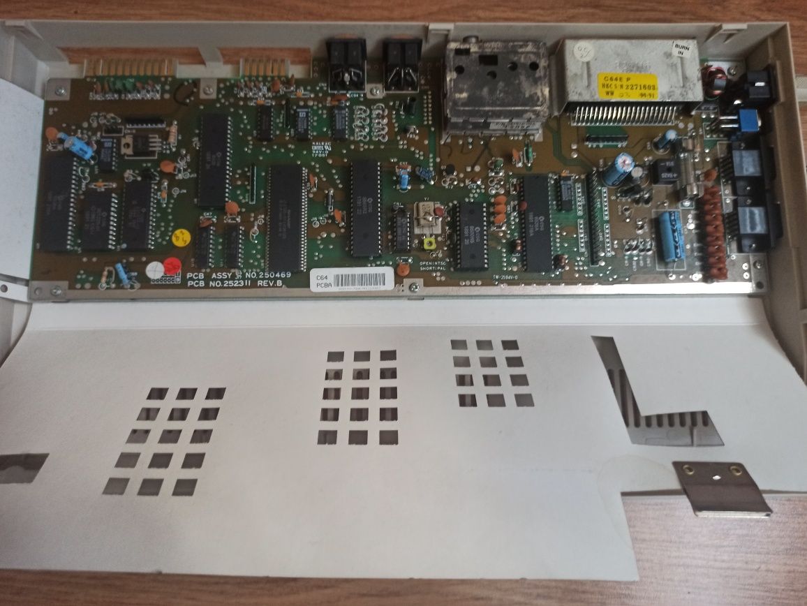 Commodore 64 pudełko styropian