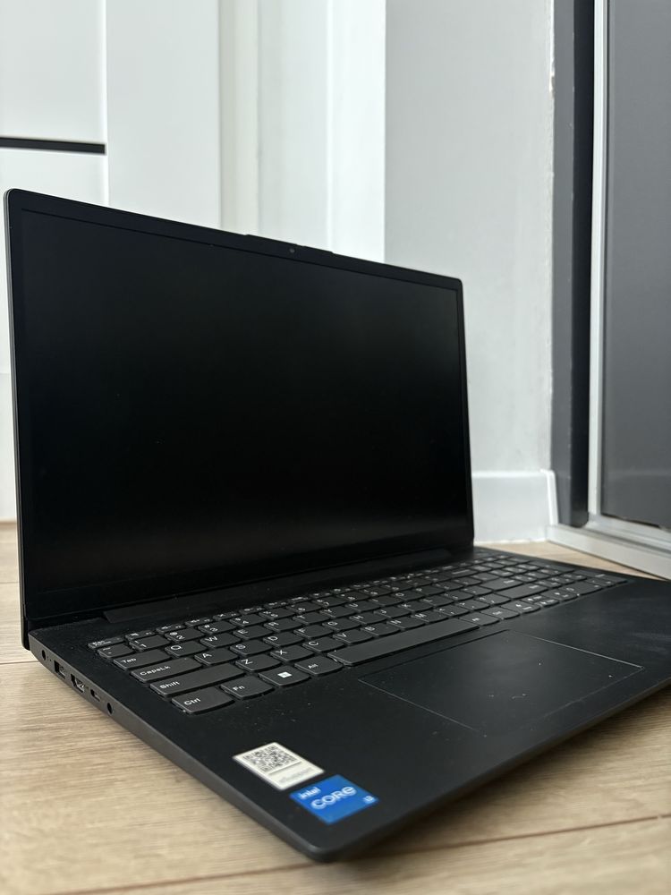 Laptop Lenovo V15 G2 ITL
