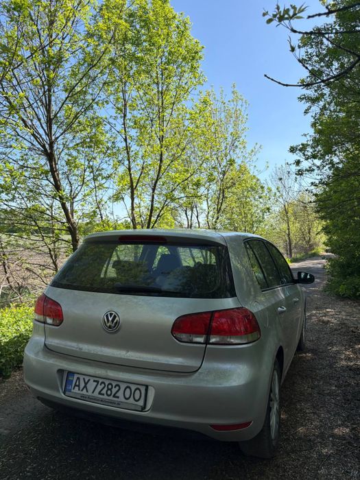 Volkswagen Golf 6 1.6 бензин