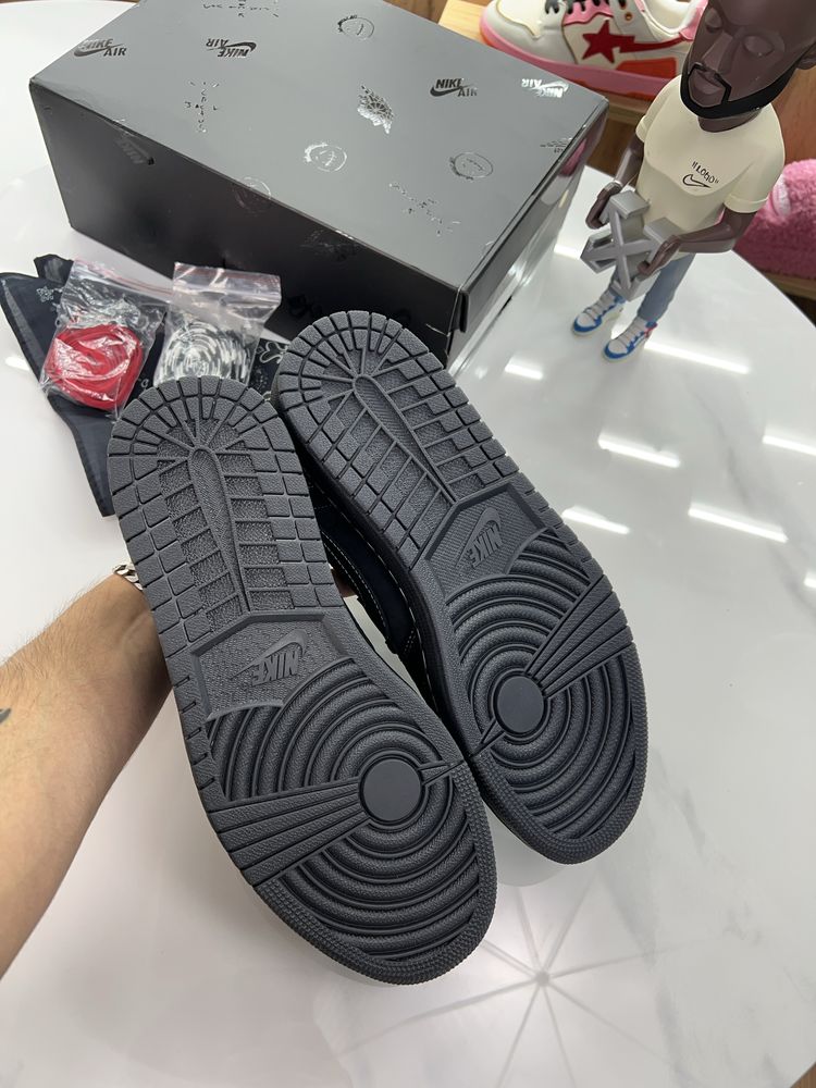 Кросівки Nike Air Jordan 1 low x Travis Scott “Phantom”