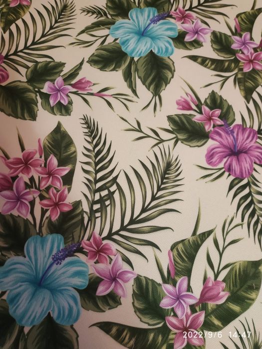 Продається підлітковий диван зовсім новий.