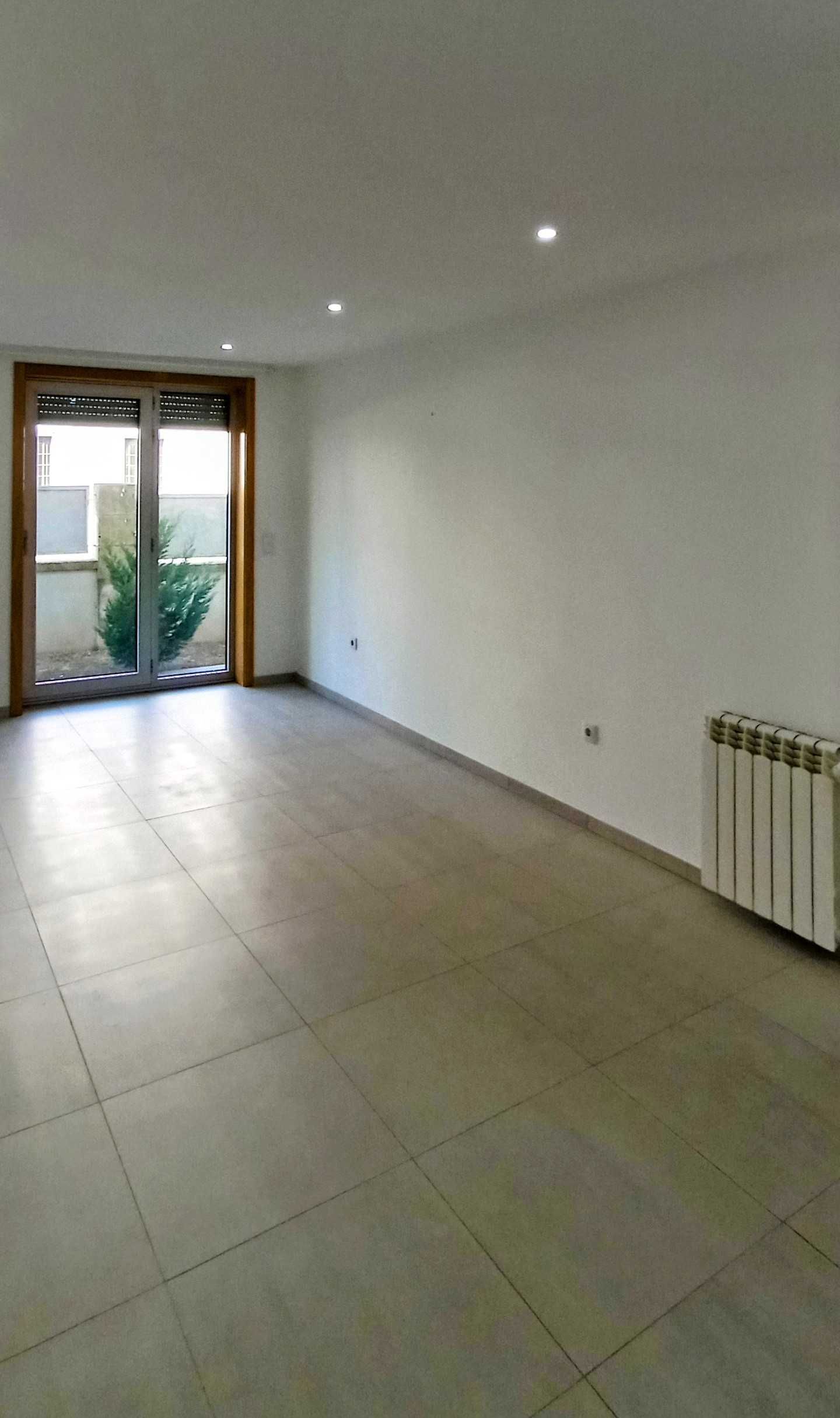 Apartamento T1 próximo IPO - H.S.João