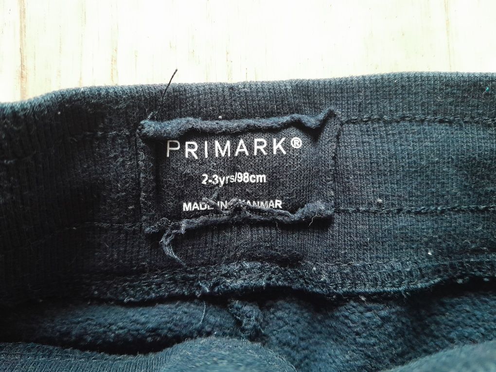 Primark zestaw lonoet dla chłopca 98spodnie dresowy primark bluzka