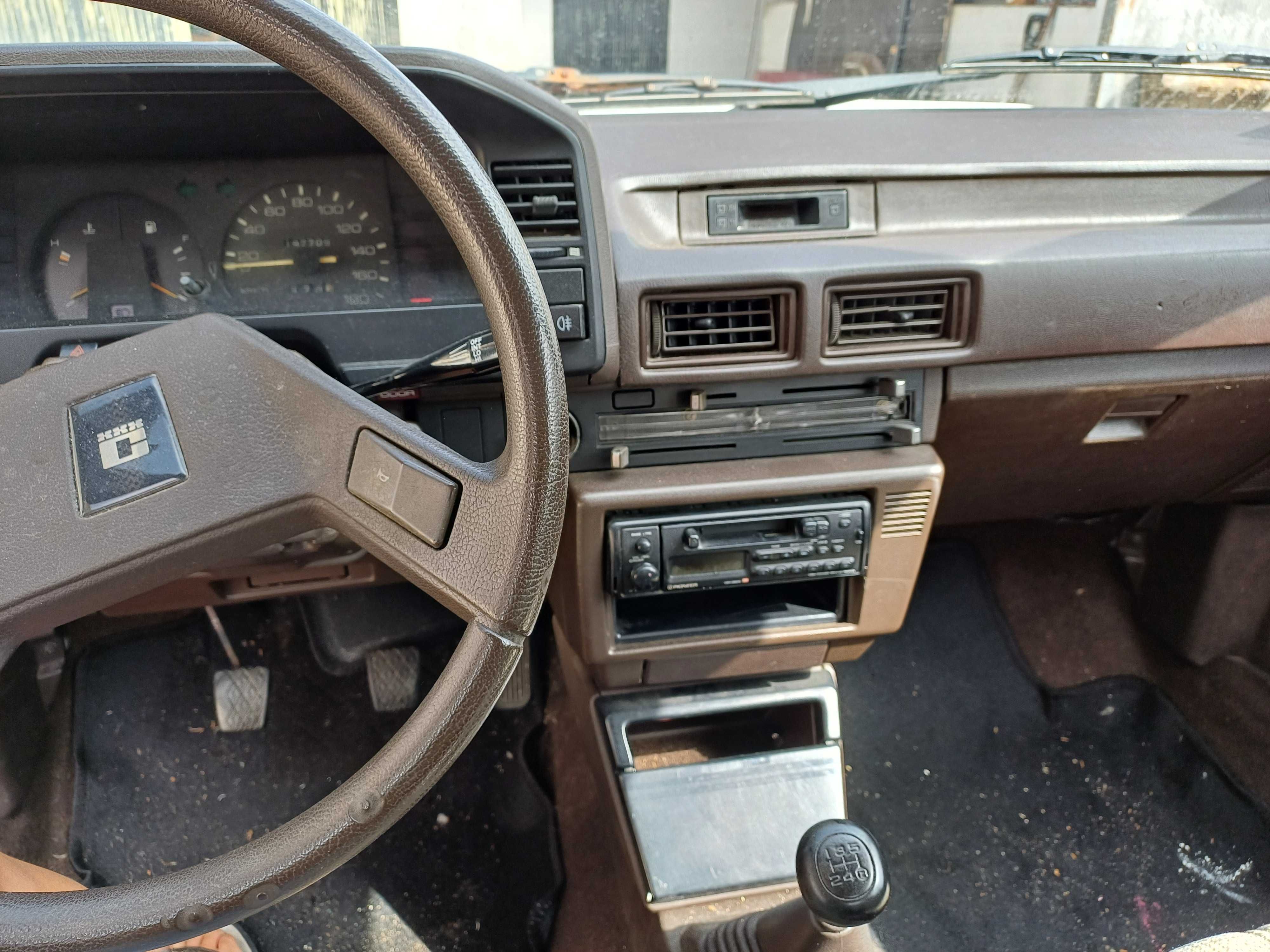 Toyota Corolla (EOEE80) clássico