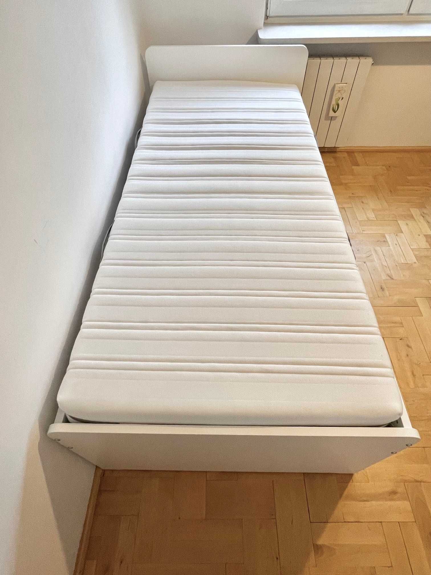 Łóżko IKEA SLAKT białe z łóżkiem dolnym i pojemnikami