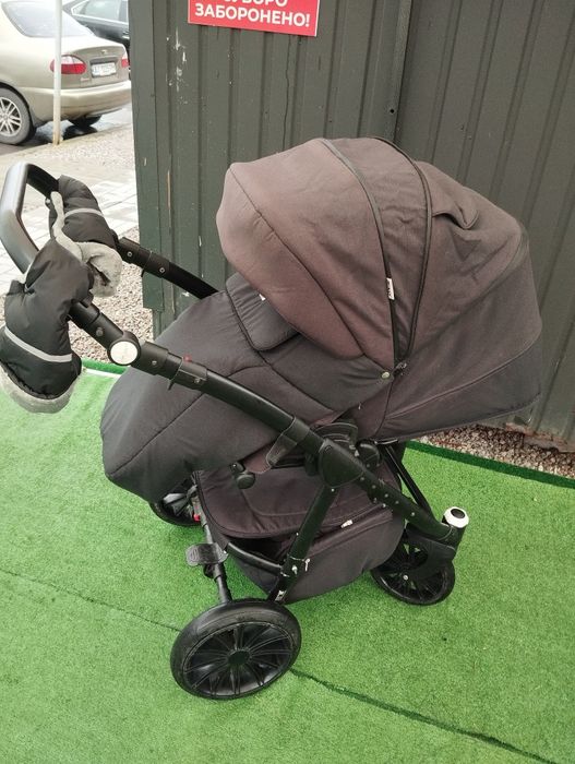 Продам каляску Riko