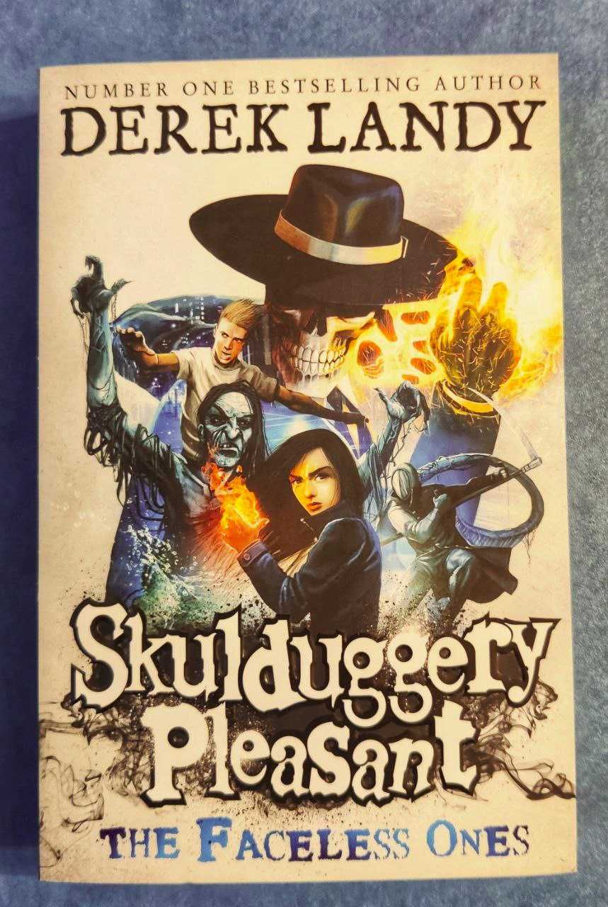 Skulduggery Pleasant Derek Landy