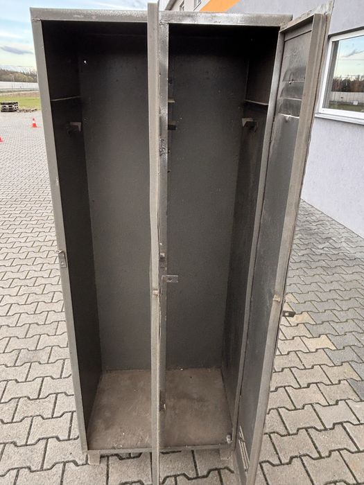 Szafka BHP metalowa ladna