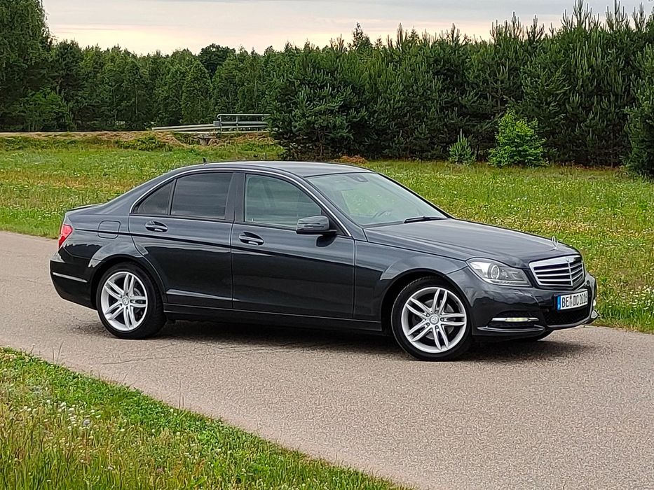Mercedes-Benz Klasa C Bezwypadkowy Sedan Navi Tempomat Xenon Led Automat