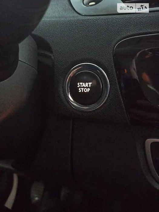 Продам Renault Scenic 2012 (BOSE комплектація)