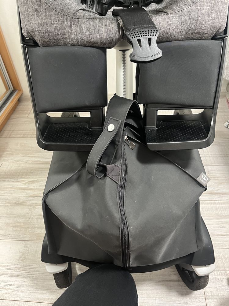 Коляска Stokke V6 9000 грн