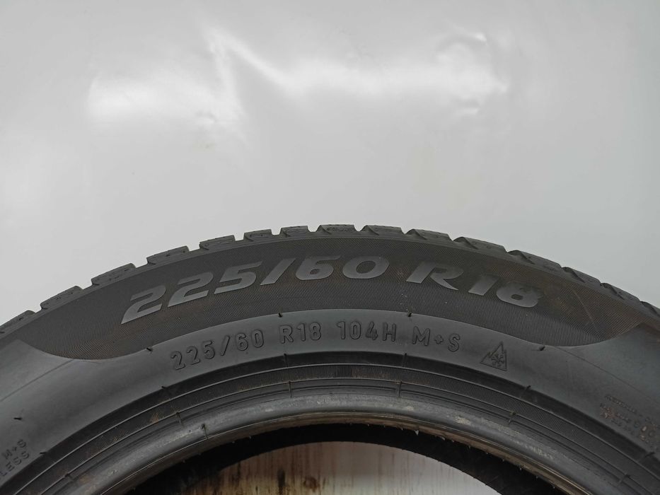 Pirelli SottoZero 3 225/60/18 2020r. 104H 7,4mm (1895)