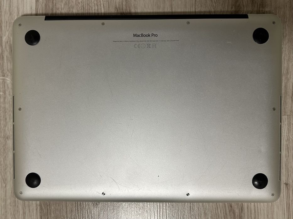 Продам Macbook Pro 13” 2014p 8/128