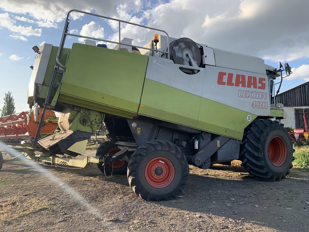 Комбайн Claas Lexion 480