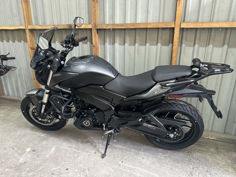 Новий Bajaj Dominar 400