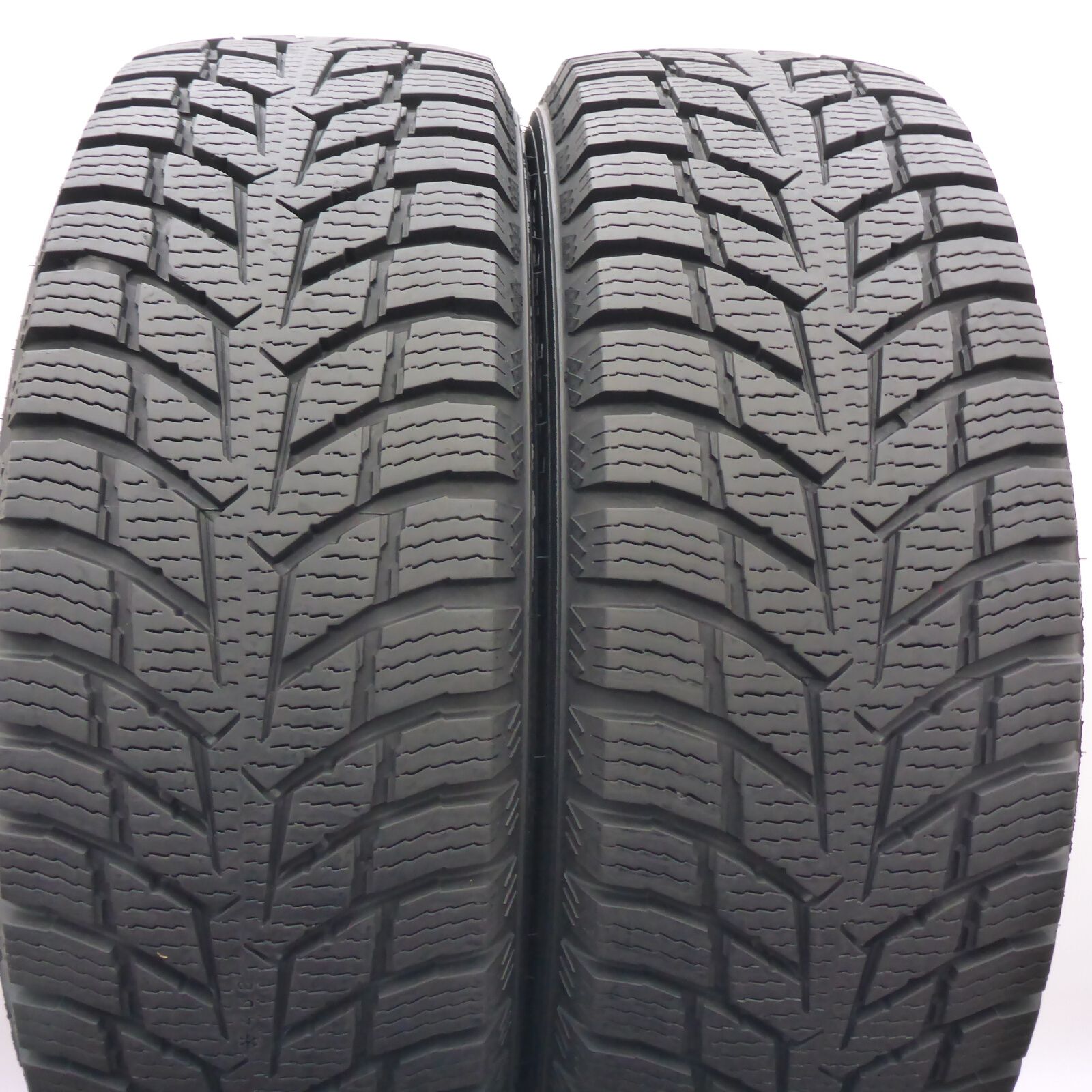 Opony 205/65/16C Nokian 205/65R16C 105T Snowproof C Zimowe 2024 8,6mm