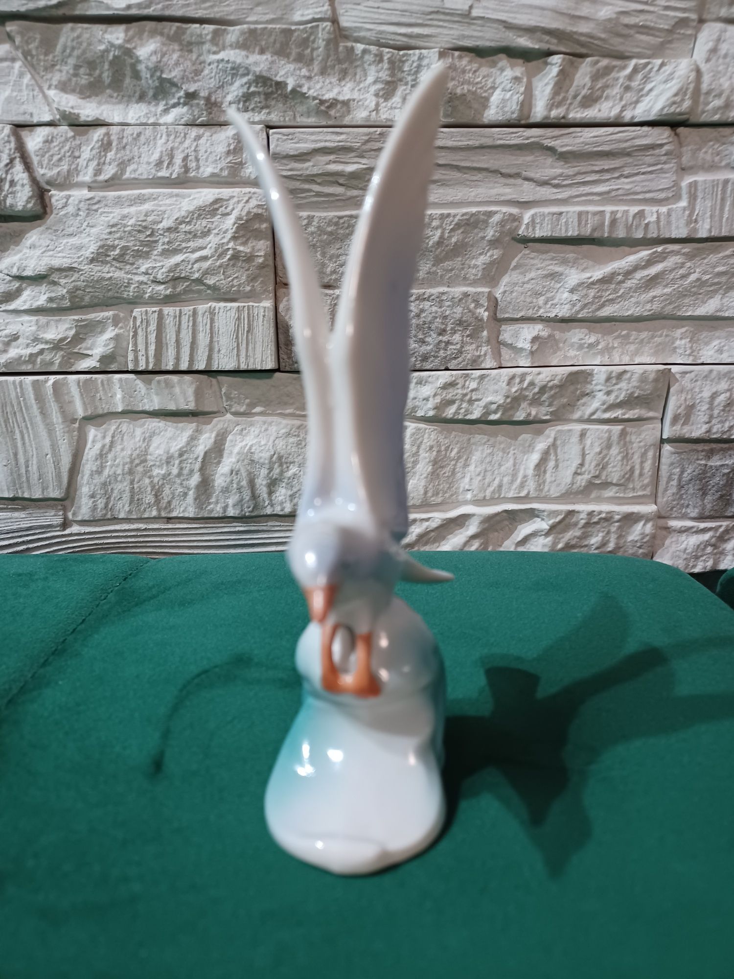 Figurka porcelana Hollohaza ptak