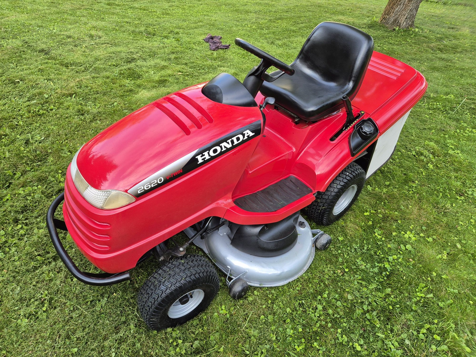 Traktorek Kosiarka Honda 2620 pompa oleju 20KM dwa cylindry