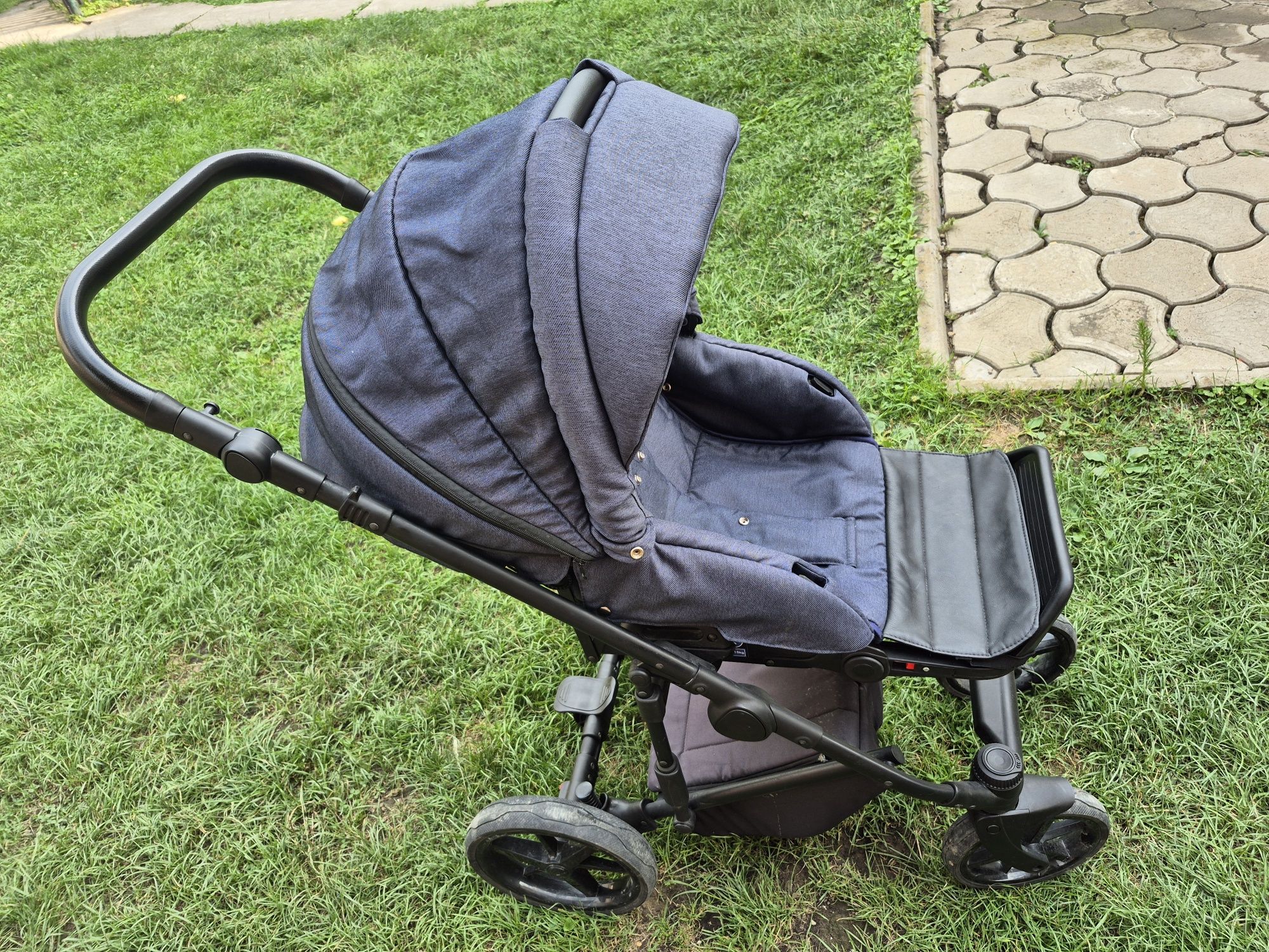 Дитяча коляска 2 в 1 Adamex Porto Light