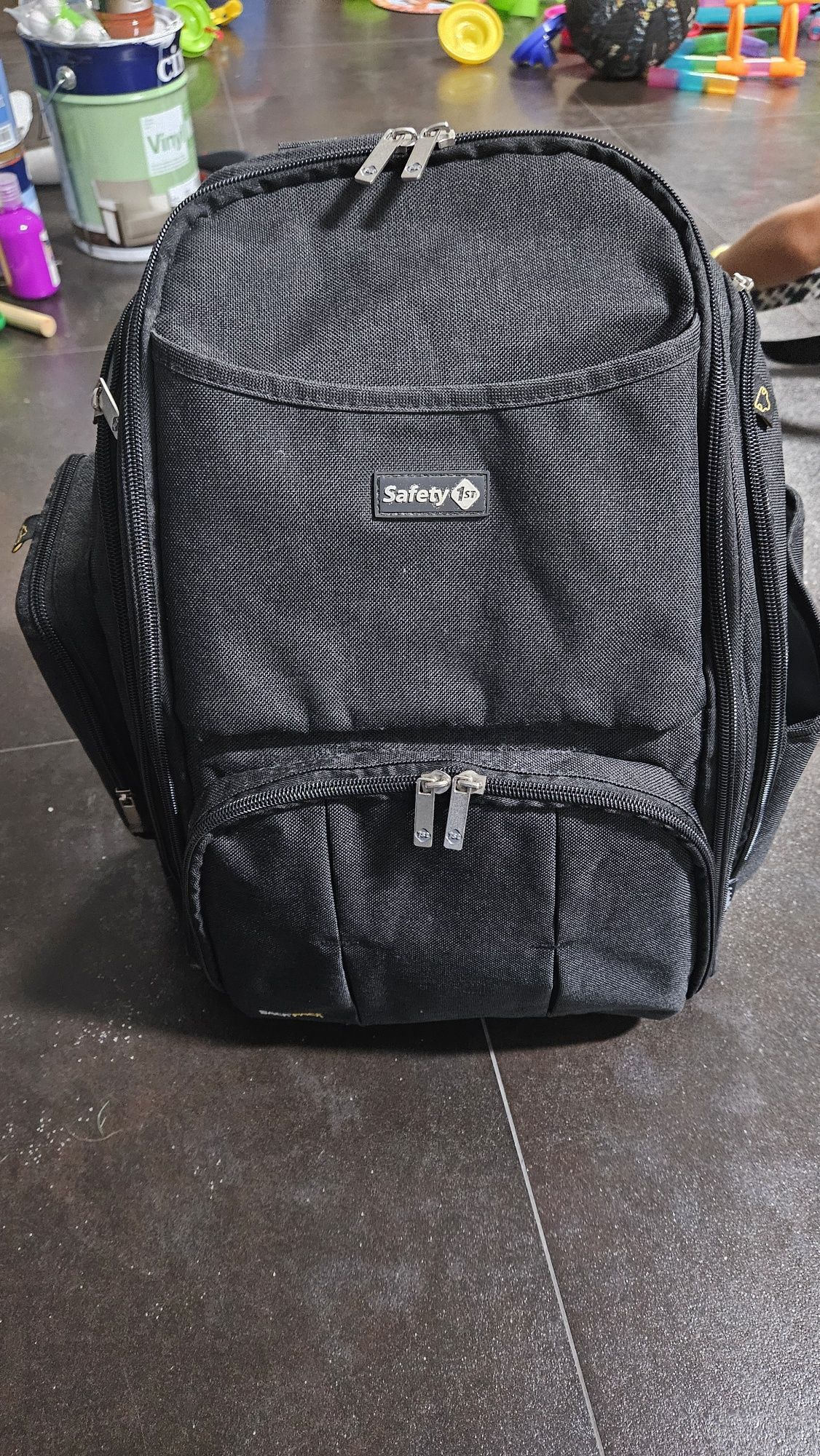 Mochila Safety 1st para bebé