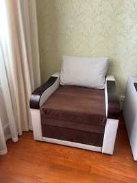 М'які розкладні стільці для спальні чи вітальні