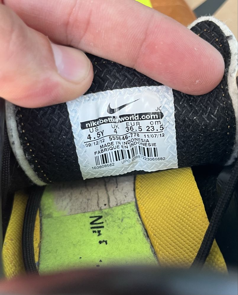 Футзалки Nike Mercurial Victory IV IC, 37 размер, 23,5 см, сороконожки