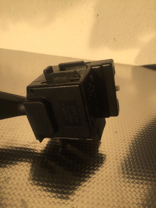 Conjunto / manetes de luzes e limpa vidros FORD Focus II (DA_)