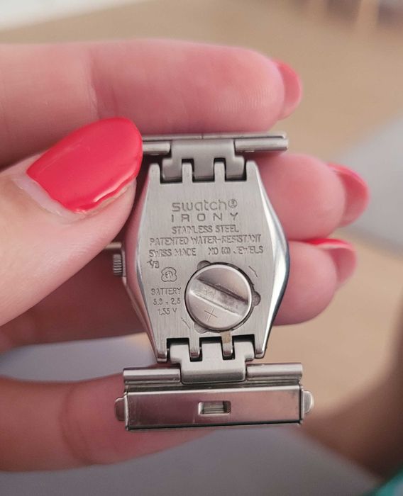 Relogio Swatch Irony mulher elegante