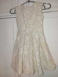 Сукня на 5_6 років,плаття на 116 см.