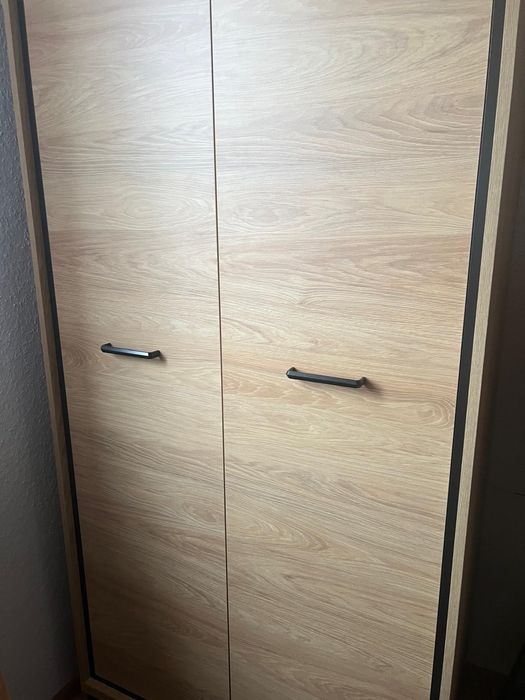 Komplet mebli do pokoju. Jak nowy