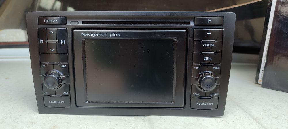 RNS-D Штатная магнитола Audi A8 d2