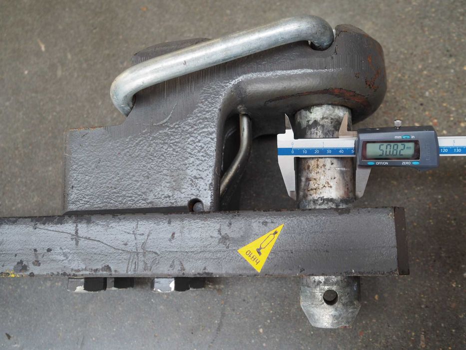 Zaczep belka polowa, Claas Xerion, ciągnik rolniczy, traktor