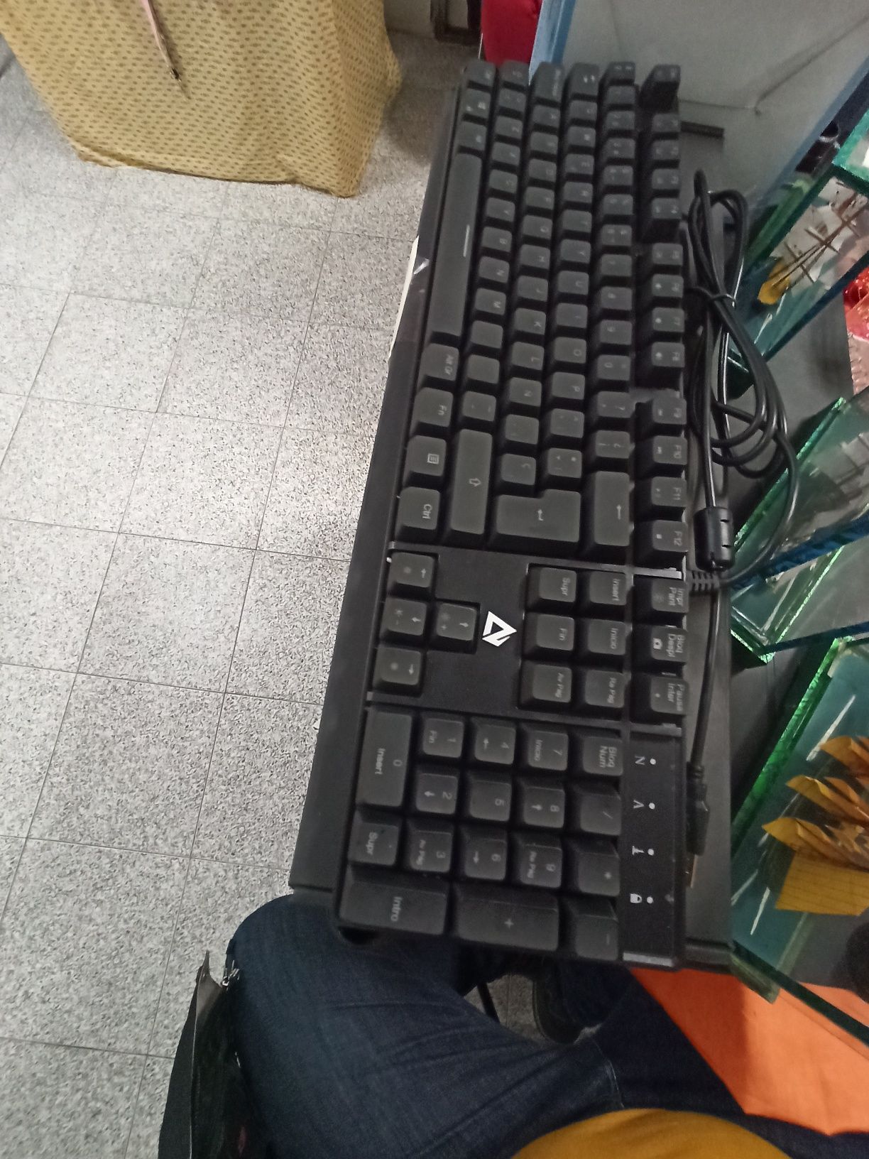 Teclado mecânico gaming