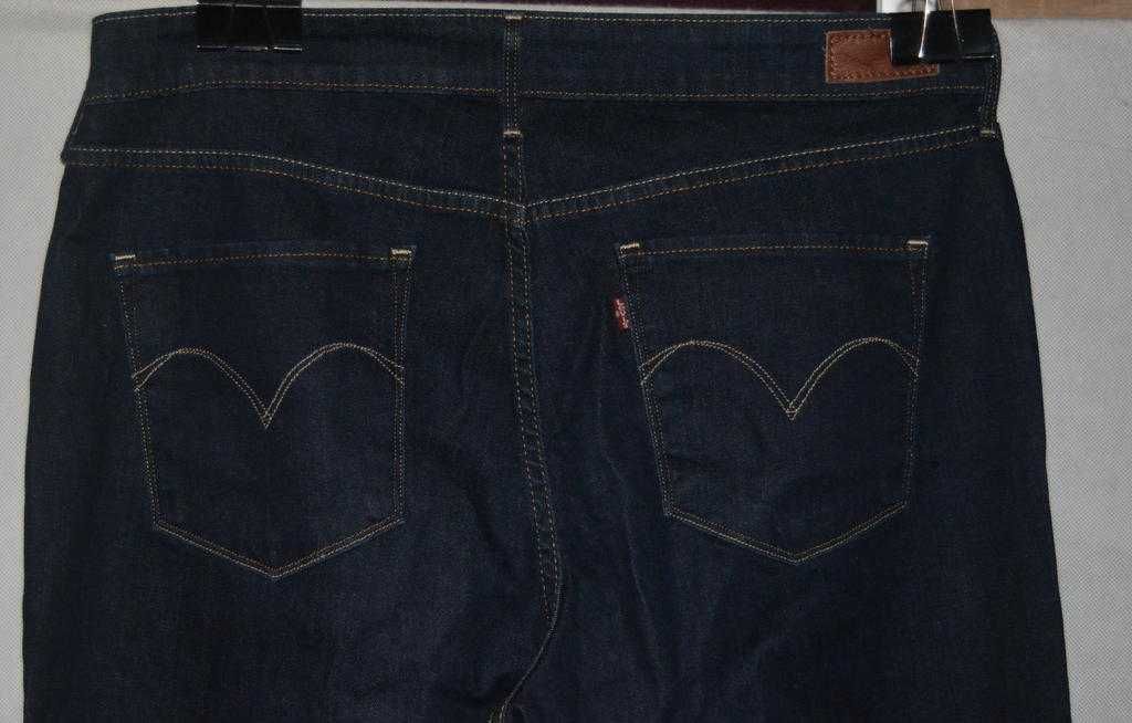 Proste jeansy Levi's 33/32