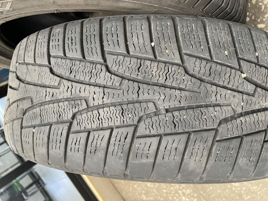 Шини зимові Kumho 205/55R16