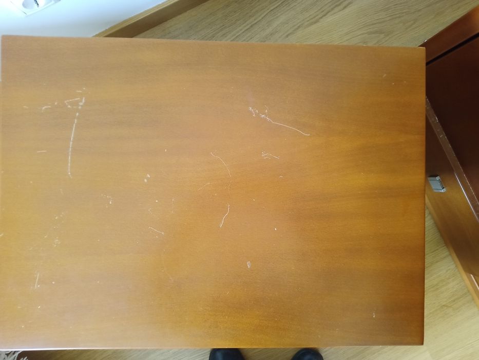 Mesa de cabeceira