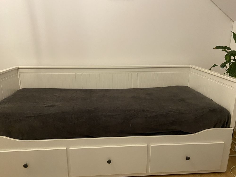 Łóżko ikea używane