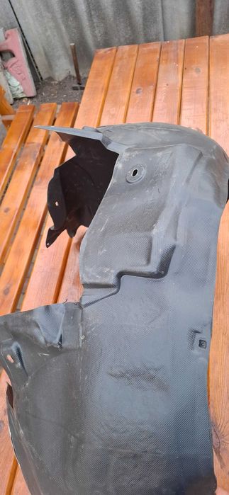 Підкрилок правий Audi A4B8 2013p