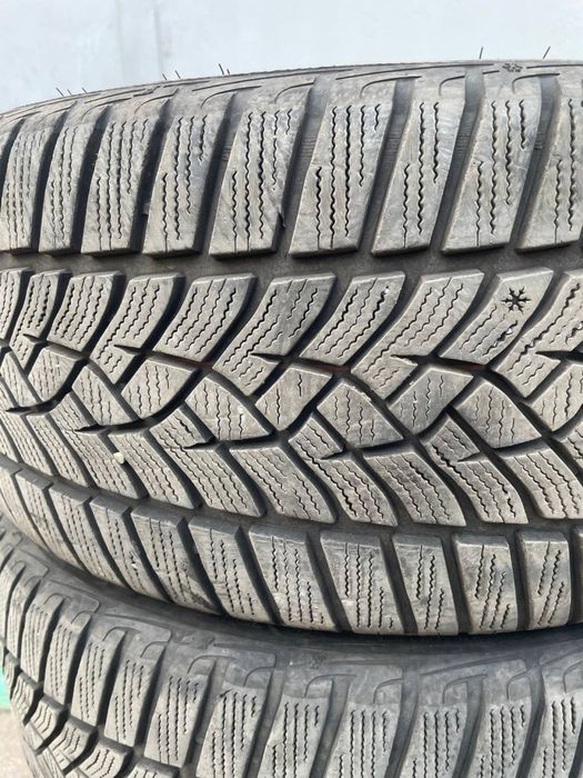 Продам зимову резину Goodyear Ultragrip Perfomance 225/40 R18