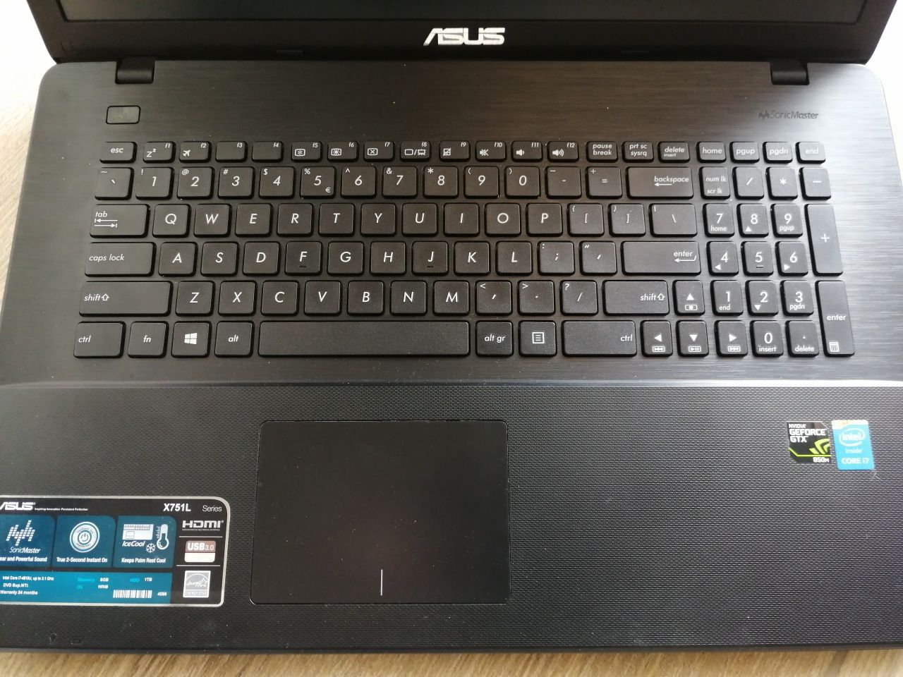 Laptop Asus X751L