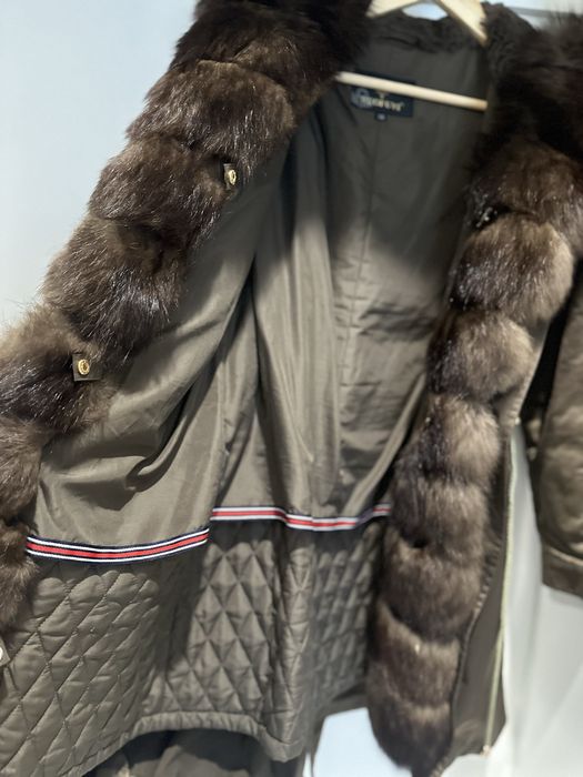 Парка,куртка ,женская с натуральных мехом