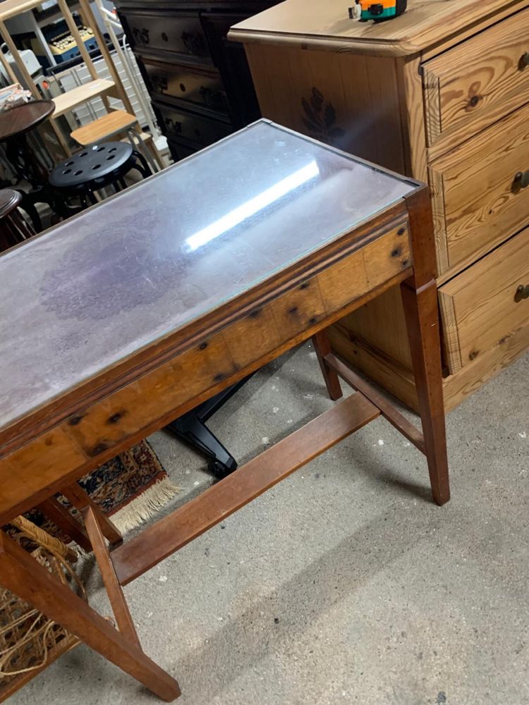 Mesa de apoio em madeira