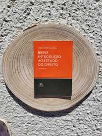 Livros Direito em bom estado